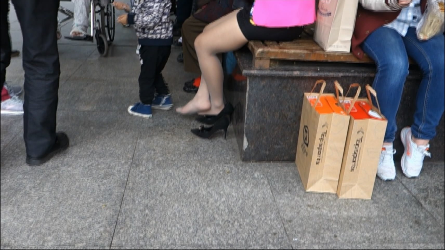 streetsnapshoep[00 00 45][20181210 210031 2]